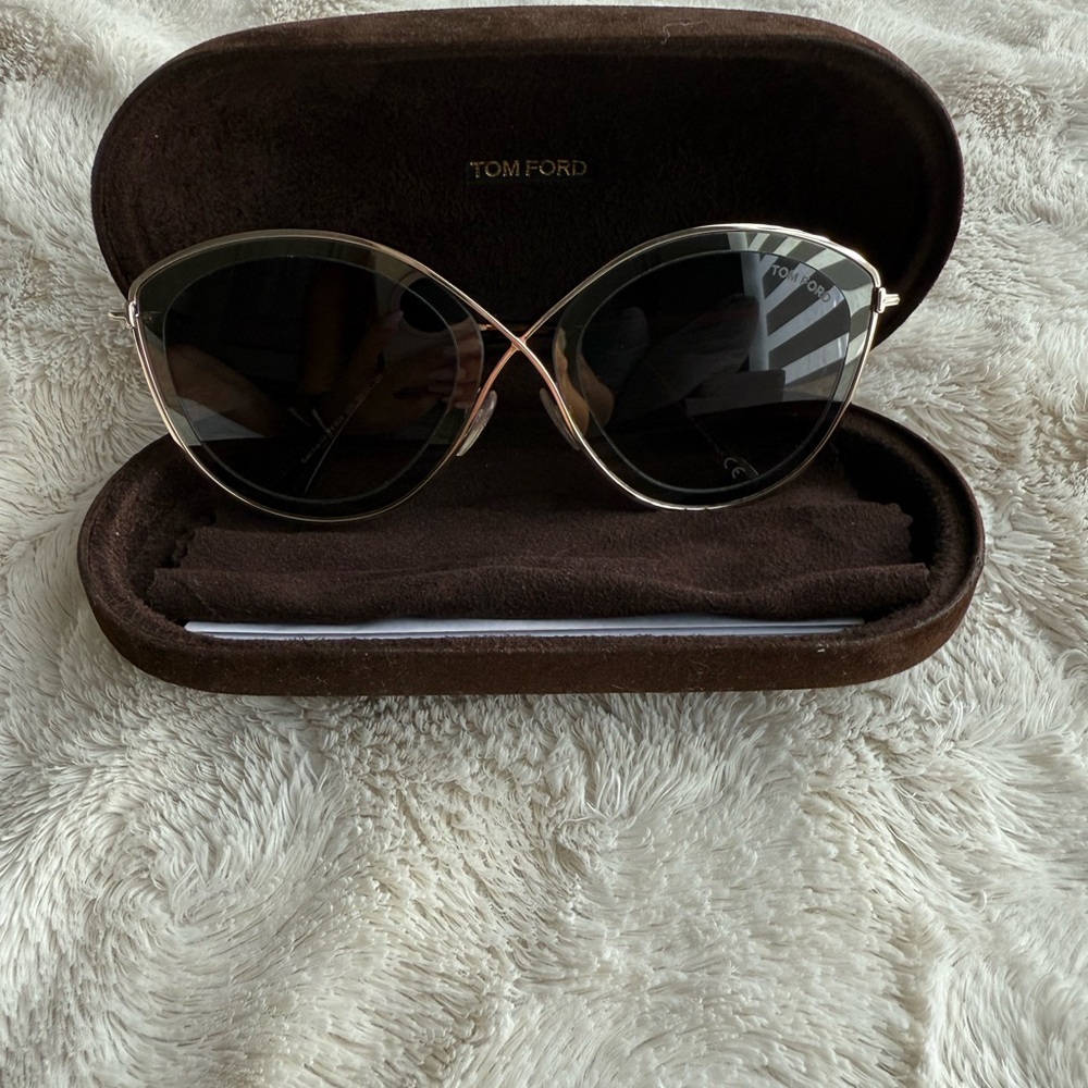 Tom Ford Black Cat-Eye Sunglasses